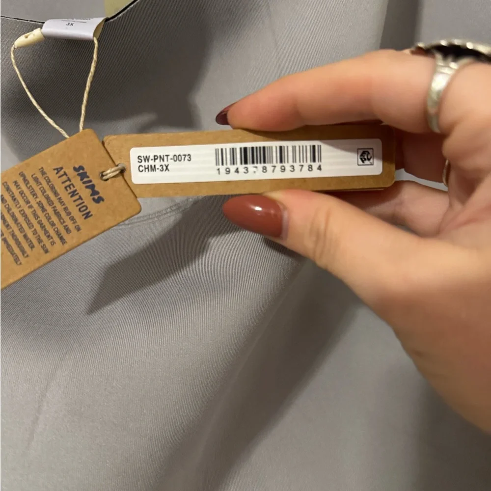 NEW SKIMS Sport Swim Pants 3X RARE Neoprene Wetsuit Style Grey Chrome with flaw - Picture 5 of 6